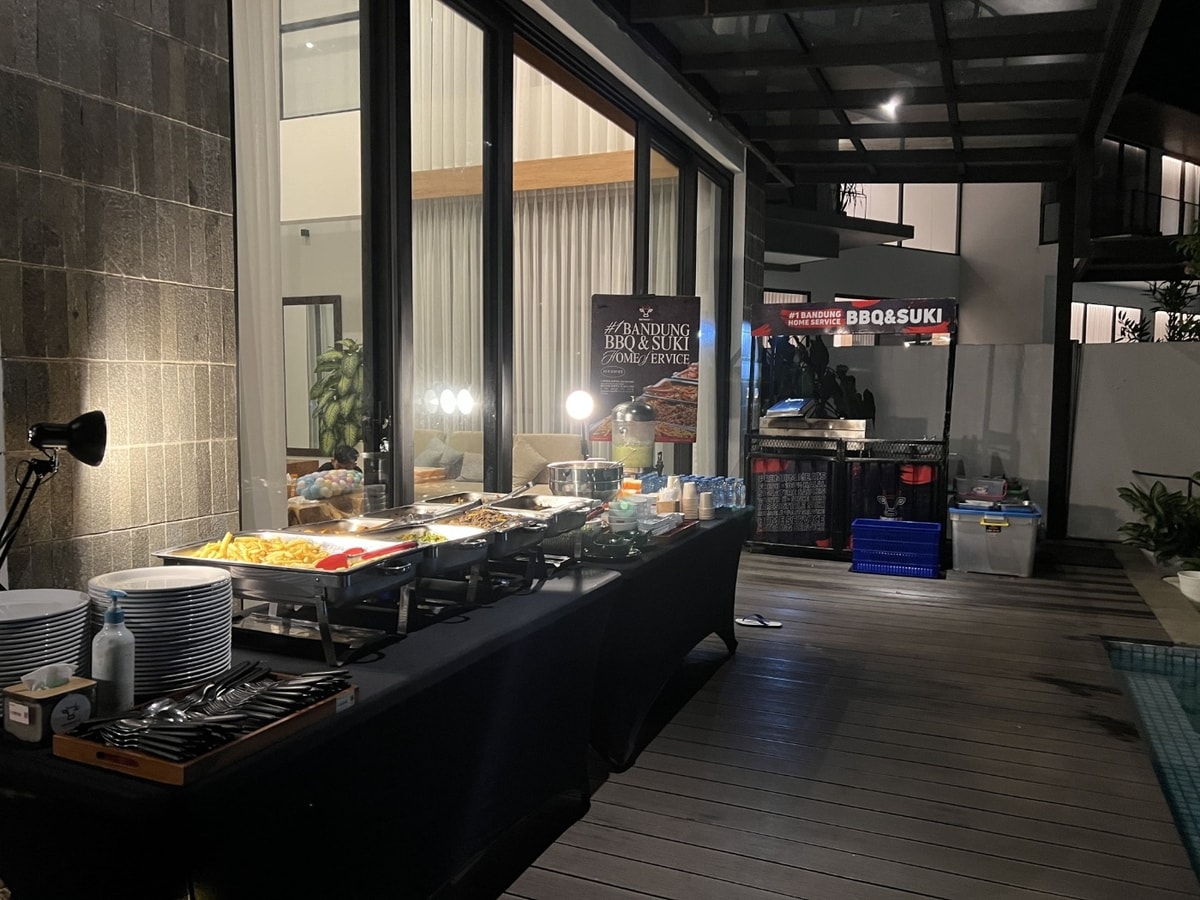 BBQ & Suki Catering Service Karnevor.id Bandung di Beverly Hill Mountain View Villa BBQ & Suki Catering Service Karnevor.id Bandung di Beverly Hill Mountain View Villa