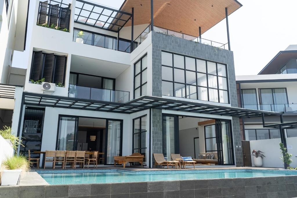 Area Belakang Beverly Hill Villa Area Belakang Beverly Hill Villa