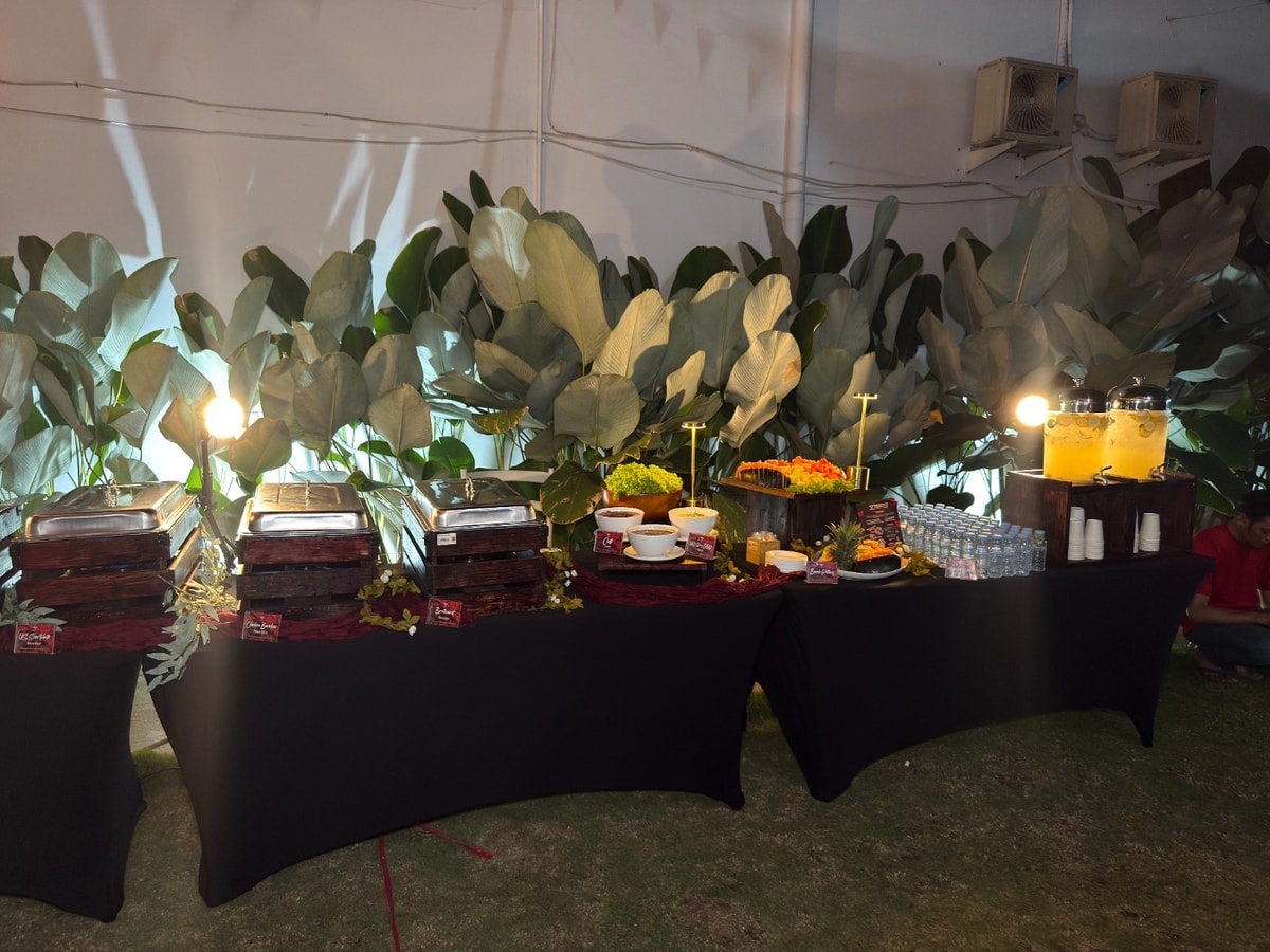 BBQ di Villa Bandung: Lebih Cocok Home Service atau Catering Service? BBQ di Villa Bandung: Lebih Cocok Home Service atau Catering Service?