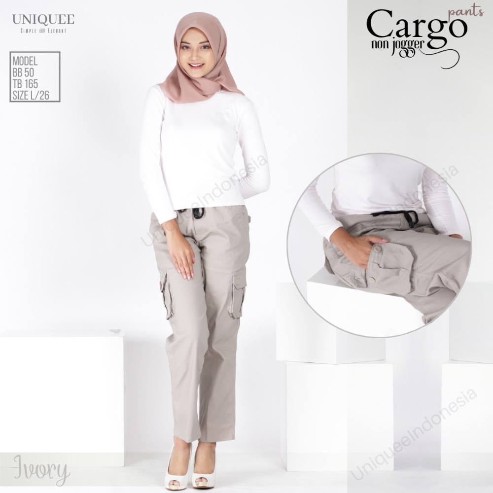 Dengan Material : twill premium  stretch
Sangat nyaman di gunakan, tidak panas, dan comfortable banget untuk digunakan sehari hari  .
Terdapat karet pada bagian pinggang , sehingga bisa disesuaikan besar kecilnya ukuran pinggang.