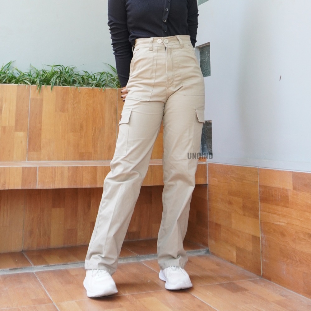 Bahan:Satin Super Premium
dengan 4 kantong Standar dan 2 kantong cargo yang membuat kamu tampil lebih keren.Tampil keren dan fashionable dengan celana cargo Uniquee.Indonesia