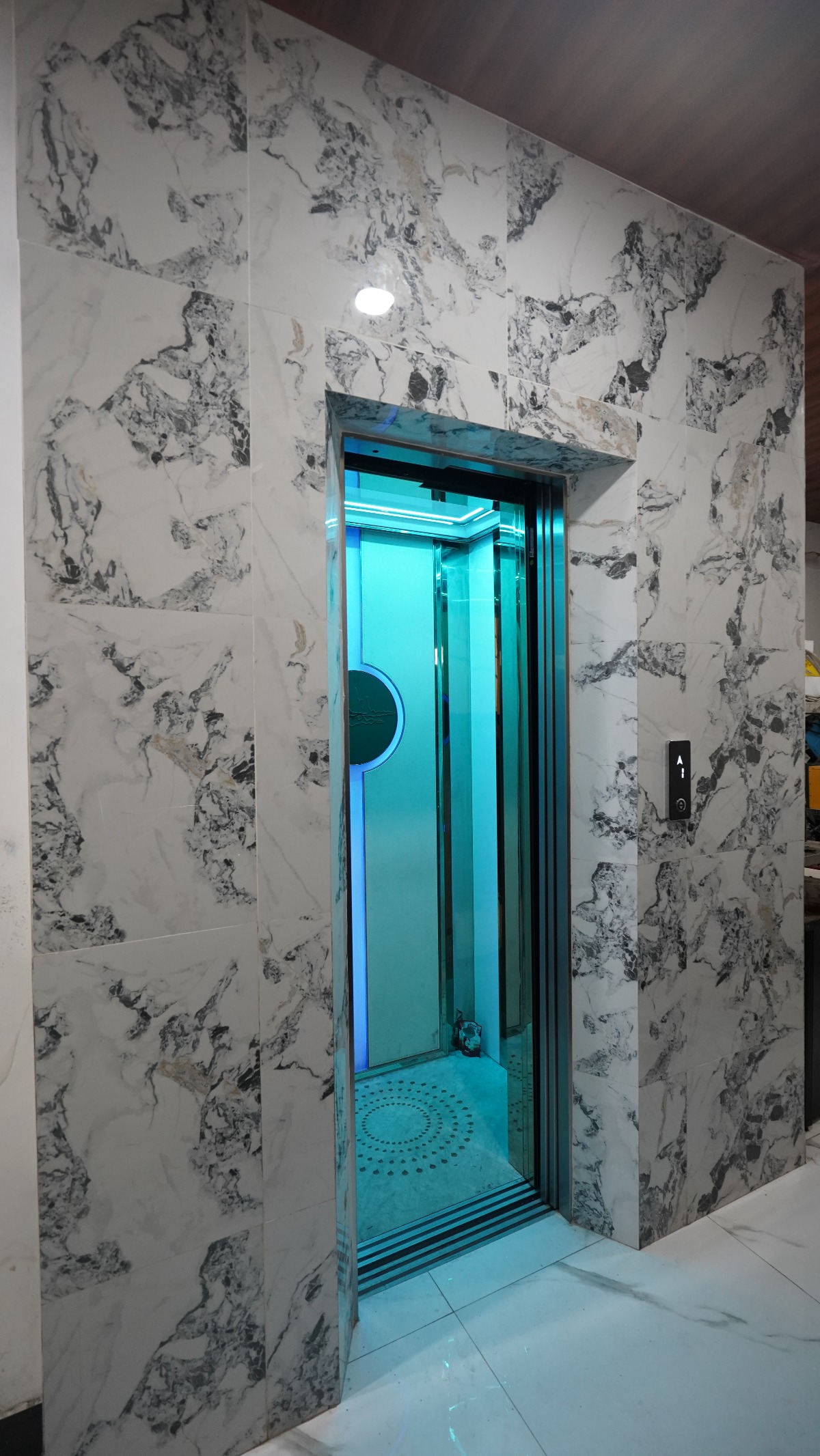 Lift Kantor 4 Lantai dengan Desain Mewah || Kalibata, Pancoran