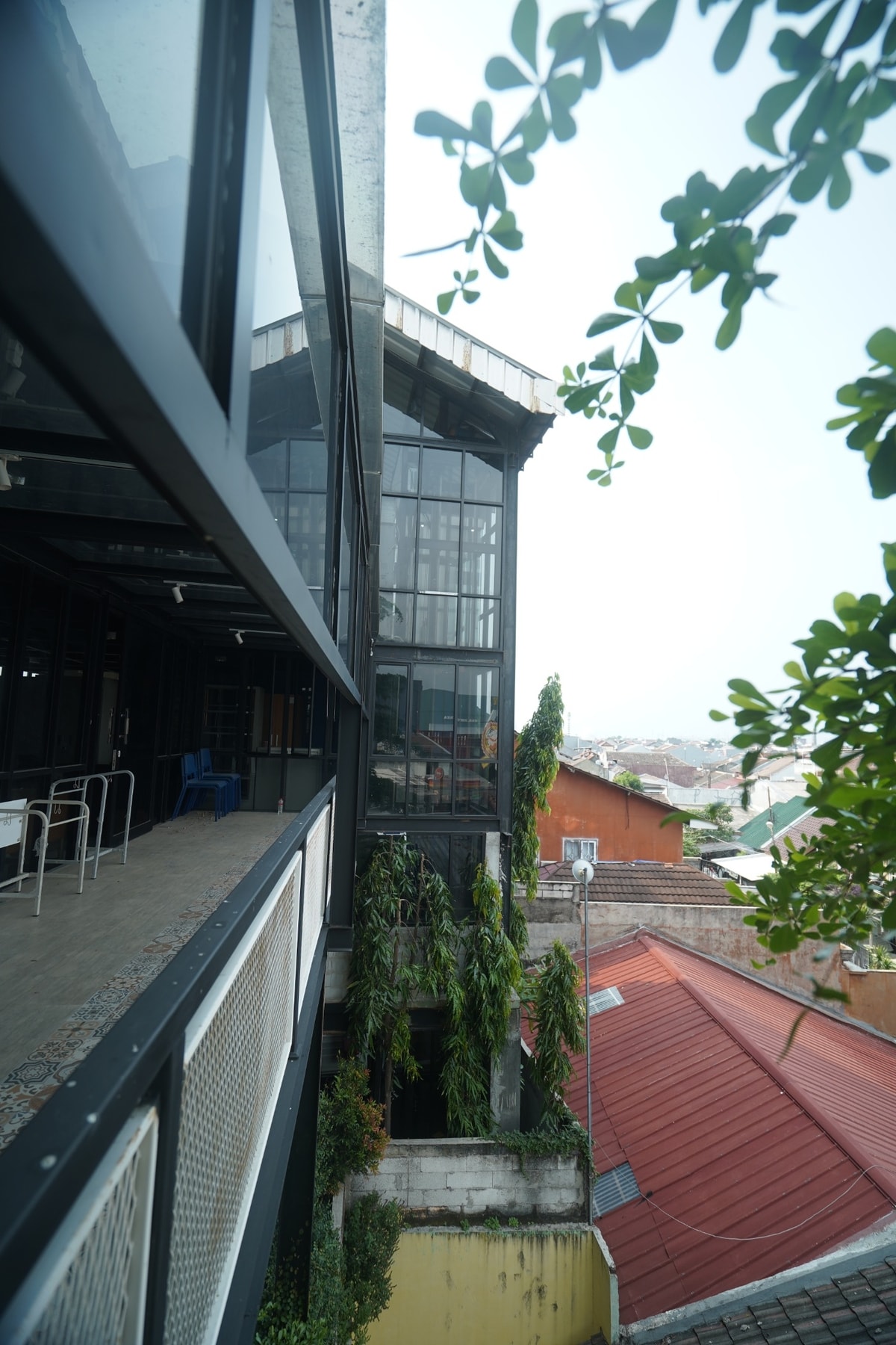 Mobilitas Vertikal yang nyaman di Klinik Trimedika Bintara!