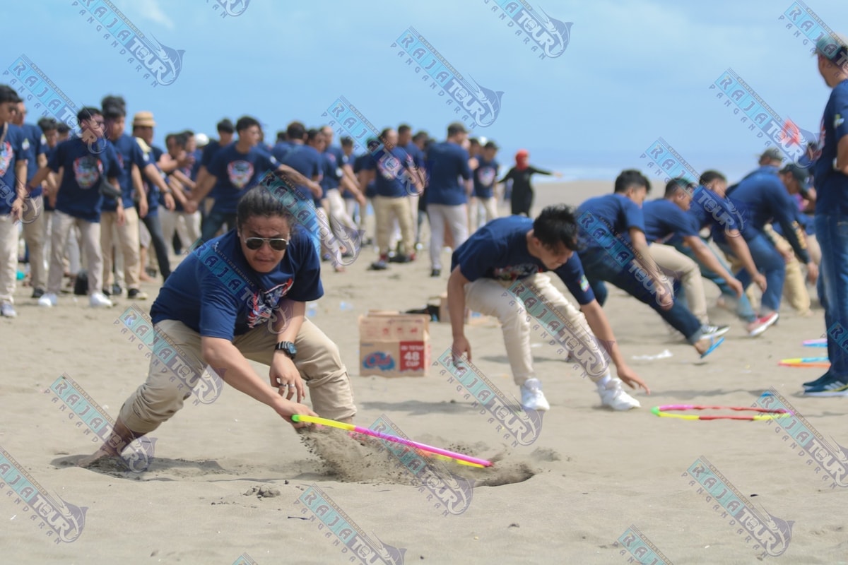 Serunya Fun Game dan Team Building Bersama Raja Tour Pangandaran