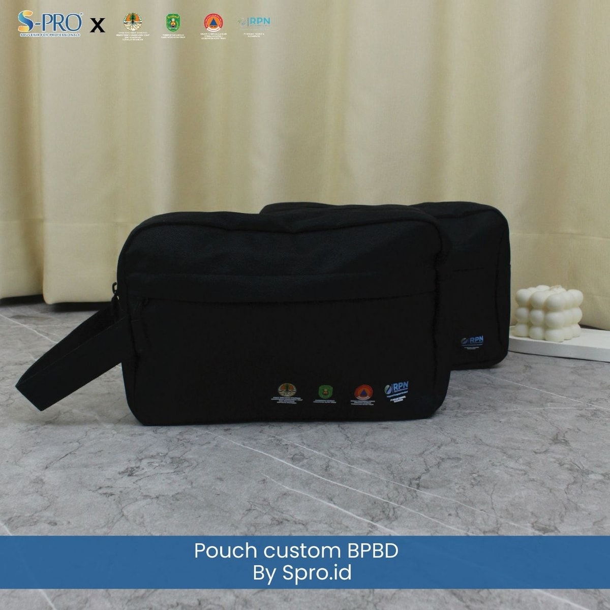 pouch custom