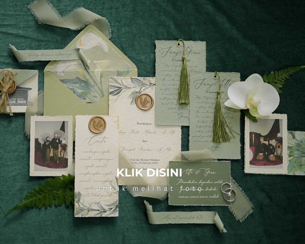 *Klik pada tulisan "KLIK DISINI" yang terdapat dalam foto, anda akan masuk kedalam blog yang berisi foto yang sama seperti di dalam link google drive..

Foto di dalam blog akan kami simpan selama-lamanya tetapi telah kami resize dengan ukuran kualitas foto yang lebih kecil.. kami sarankan setelah google drive terhapus silahkan masuk ke dalam blog agar dapat mengakses seluruh foto.