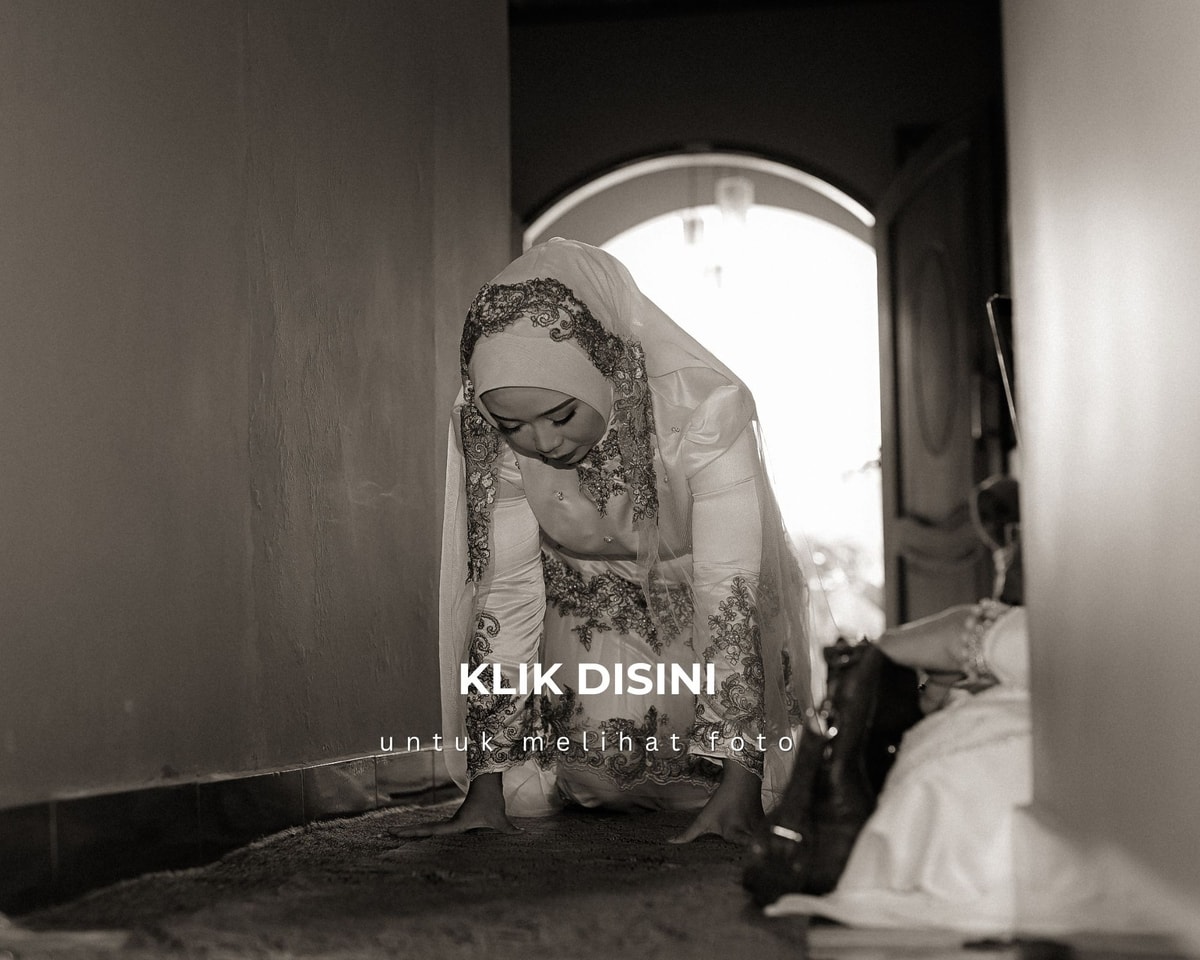 *Klik pada tulisan "KLIK DISINI" yang terdapat dalam foto, anda akan masuk kedalam blog yang berisi foto yang sama seperti di dalam link google drive..

Foto di dalam blog akan kami simpan selama-lamanya tetapi telah kami resize dengan ukuran kualitas foto yang lebih kecil.. kami sarankan setelah google drive terhapus silahkan masuk ke dalam blog agar dapat mengakses seluruh foto.