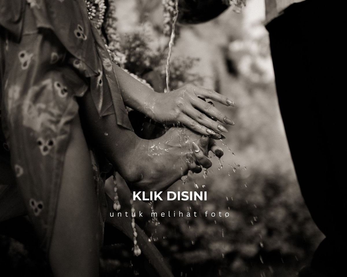 *Klik pada tulisan "KLIK DISINI" yang terdapat dalam foto, anda akan masuk kedalam blog yang berisi foto yang sama seperti di dalam link google drive..

Foto di dalam blog akan kami simpan selama-lamanya tetapi telah kami resize dengan ukuran kualitas foto yang lebih kecil.. kami sarankan setelah google drive terhapus silahkan masuk ke dalam blog agar dapat mengakses seluruh foto.