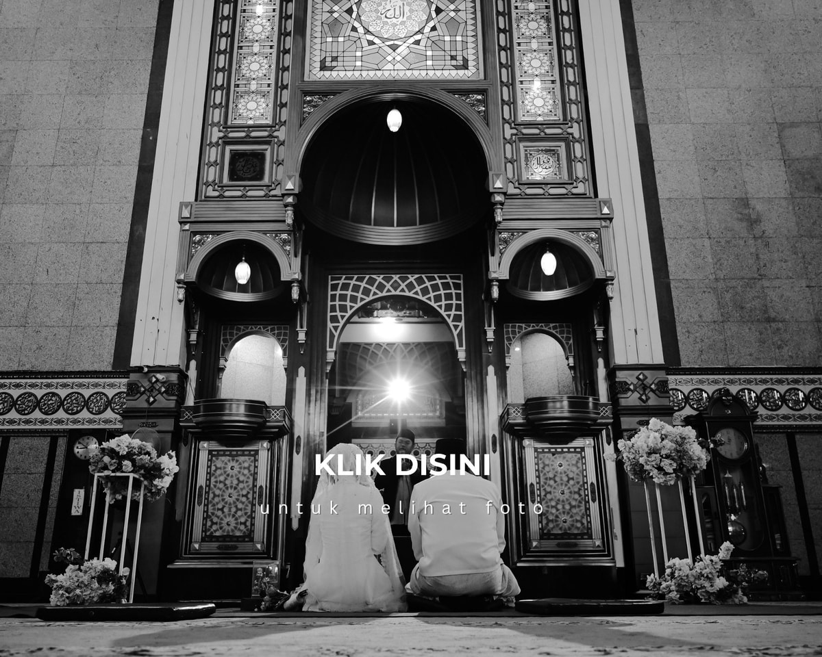 *Klik pada tulisan "KLIK DISINI" yang terdapat dalam foto, anda akan masuk kedalam blog yang berisi foto yang sama seperti di dalam link google drive..

Foto di dalam blog akan kami simpan selama-lamanya tetapi telah kami resize dengan ukuran kualitas foto yang lebih kecil.. kami sarankan setelah google drive terhapus silahkan masuk ke dalam blog agar dapat mengakses seluruh foto.