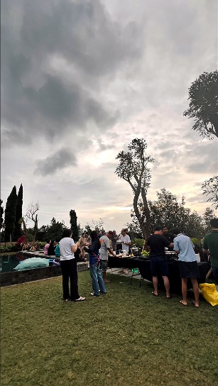 Party BBQ & Suki Villa Sararéa
