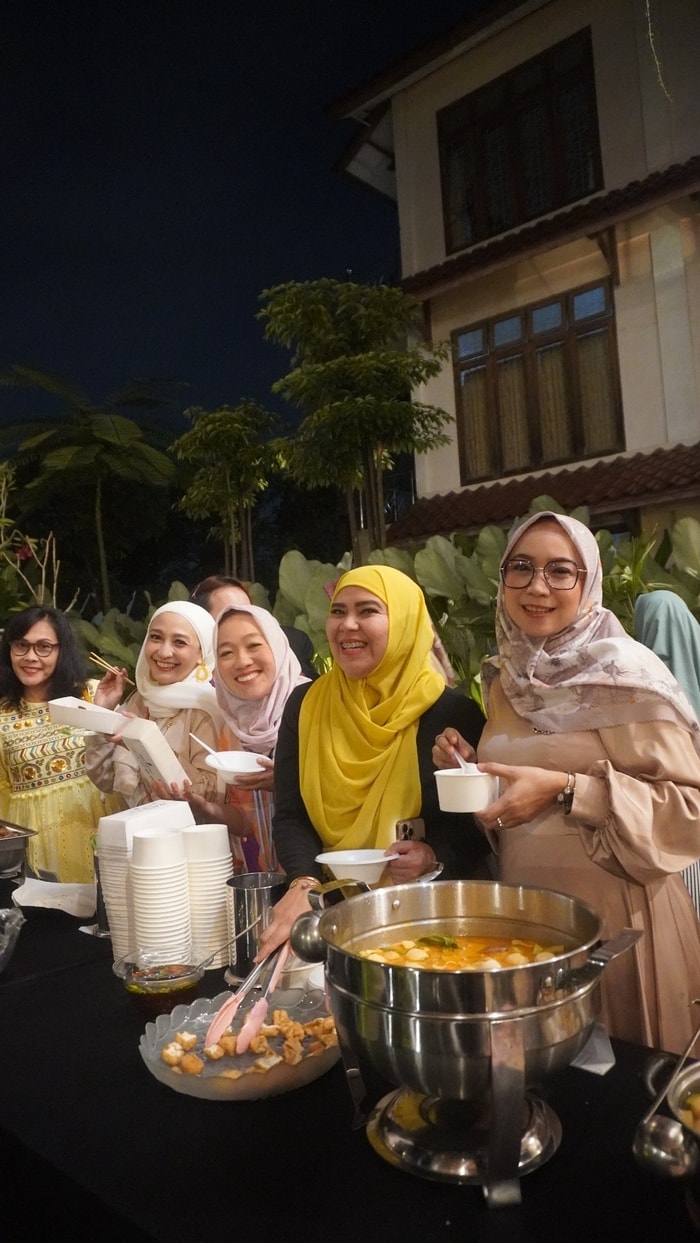 konsumen bbq catering karnevor