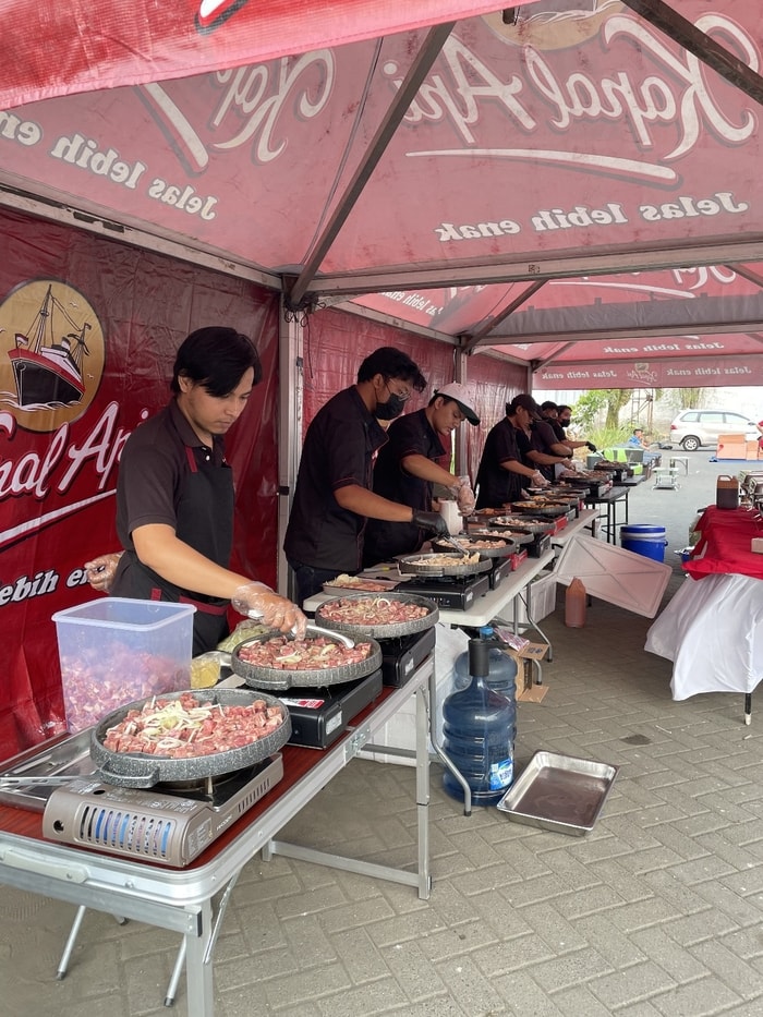 Tim cook helper memasak untuk PT fastrata buana cimareme
