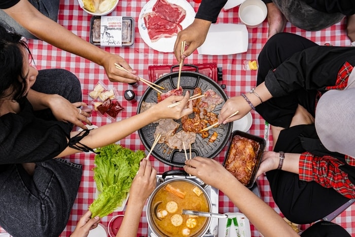 Nikmati BBQ di Rumah Tanpa Repot dengan BBQ Home Service Bandung dari Karnevor.id