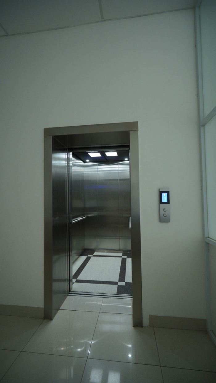 Lift Penumpang 5 Lantai Untuk Kantor – Joglo, Jakarta Barat
