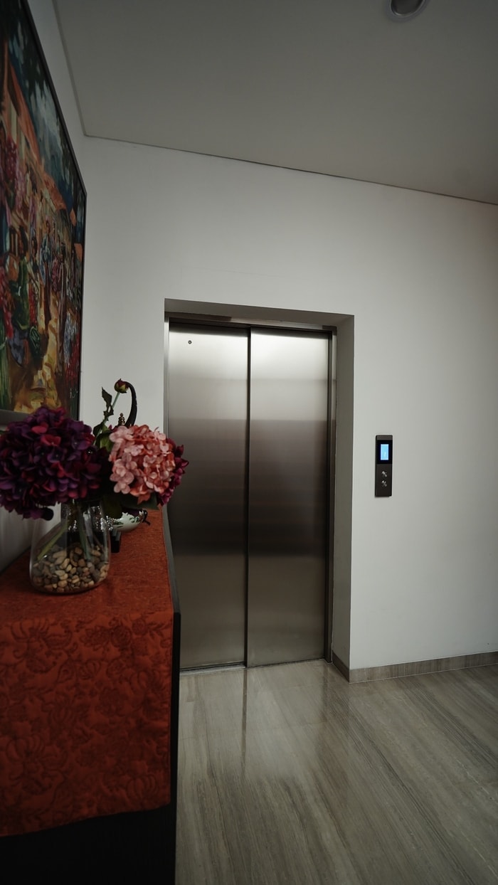 Pemasangan Lift Rumah 3 Lantai di Cilandak, Jakarta Selatan