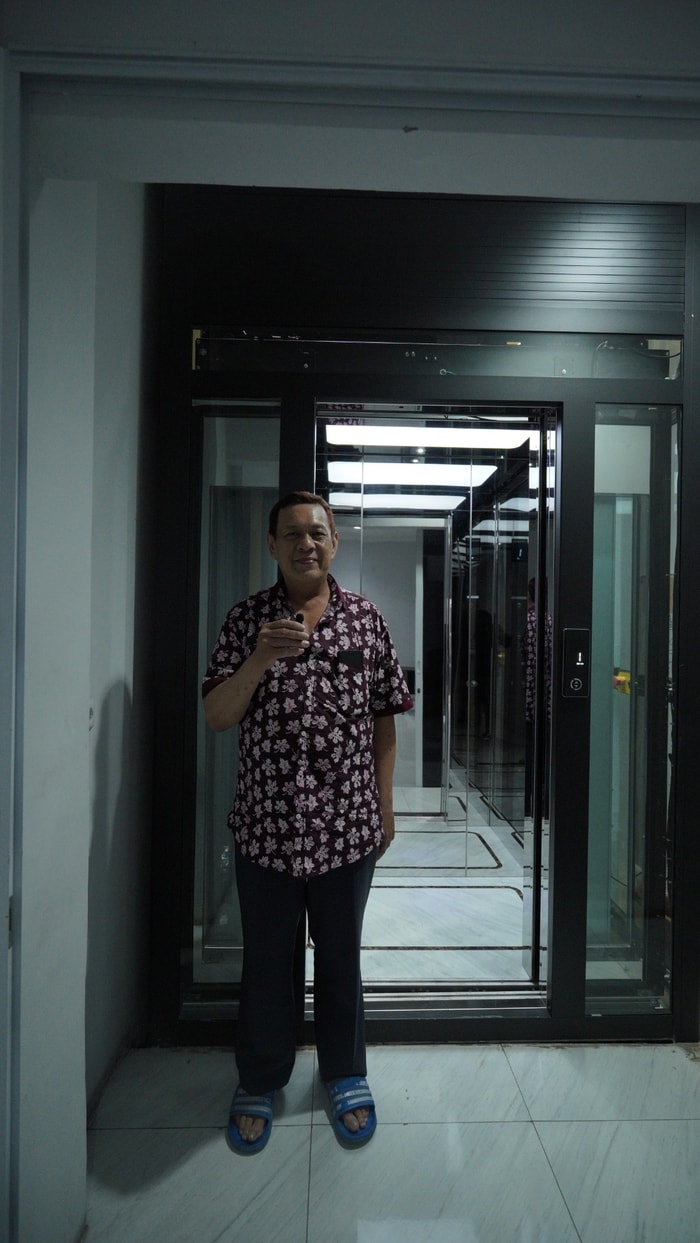 Kepuasan Pelanggan Lift Ruko 3 Lantai di Golf Mediterania, PIK