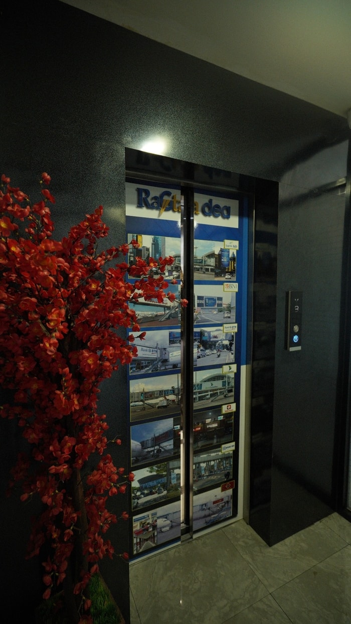 Lift Kantor 5 Lantai di Bendungan Hilir, Jakarta