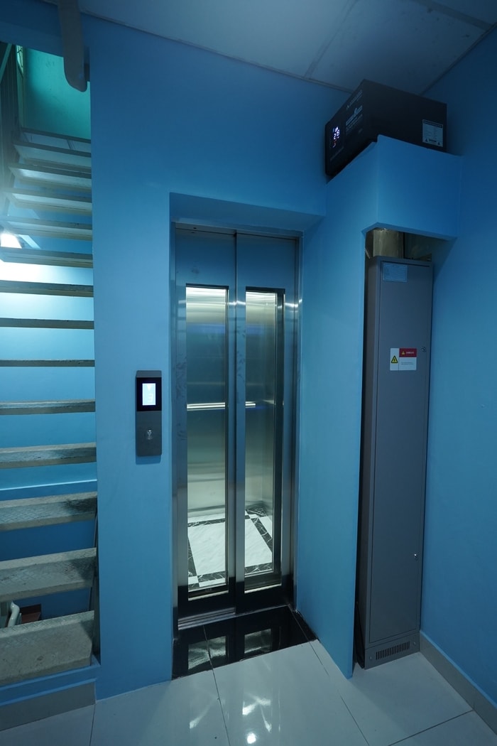 Lift Kantor 3 Lantai Full Stainless, Meruya Jakarta Barat