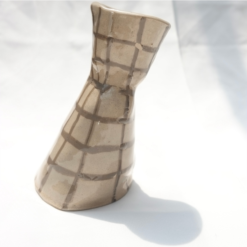 Carre Vase 1